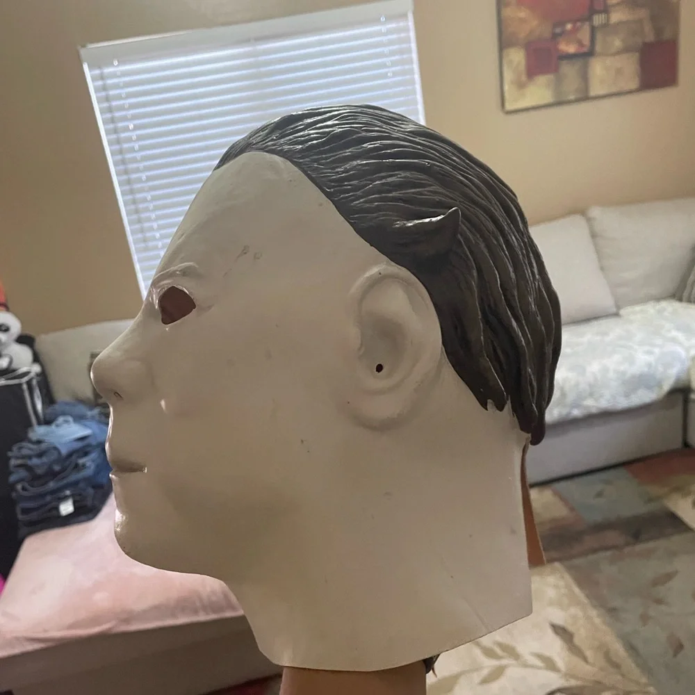 Spirit White Face Mask Michael